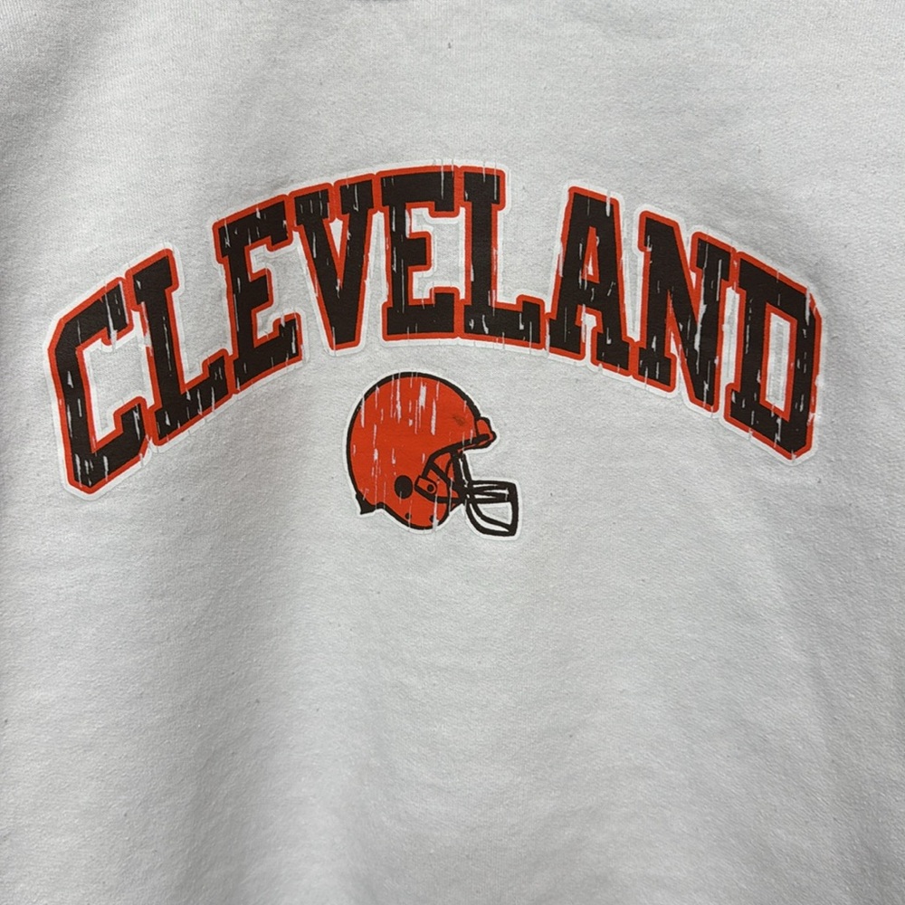 Women’s Cleveland Browns sweatshirt - Picture 2 of 5